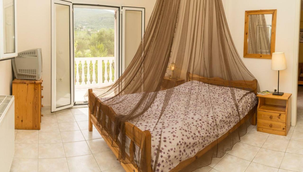 알리케스 2 Bed House With Mountain View 아파트 외부 사진