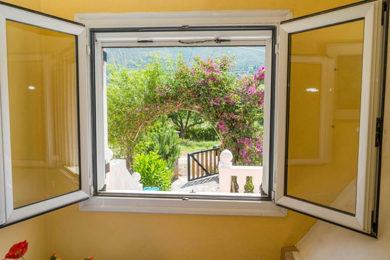 알리케스 2 Bed House With Mountain View 아파트 외부 사진